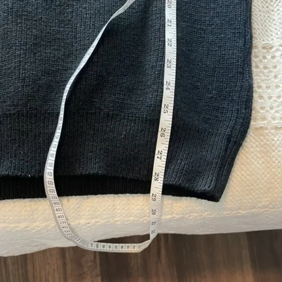 Mens 100% wool sweater